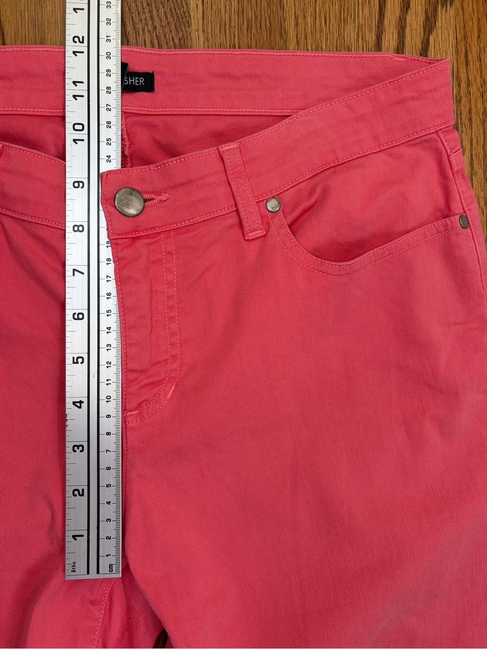 Eileen Fisher Coral-Pink Jeans (10) - Picture 5 of 9